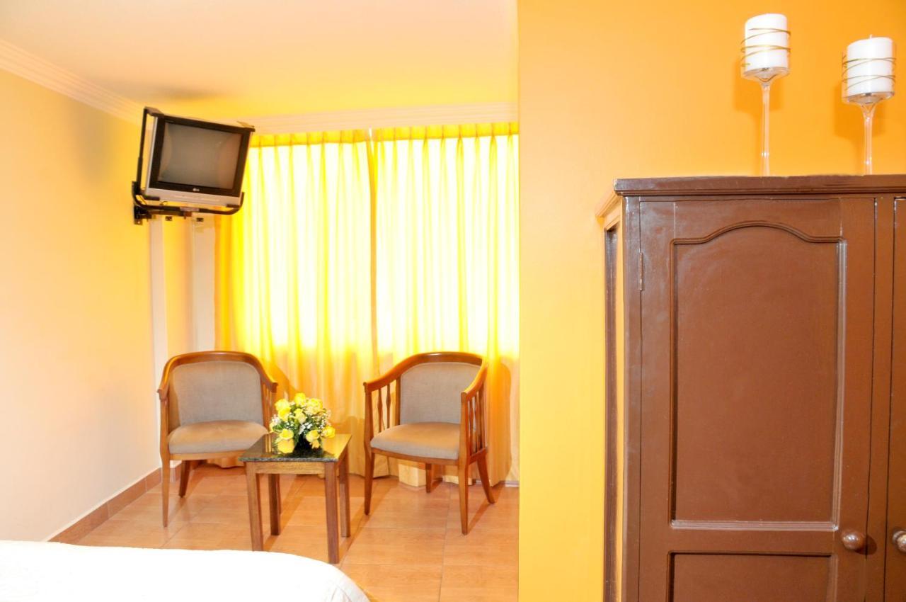 Hotel Margarita 2 Quito Exterior photo